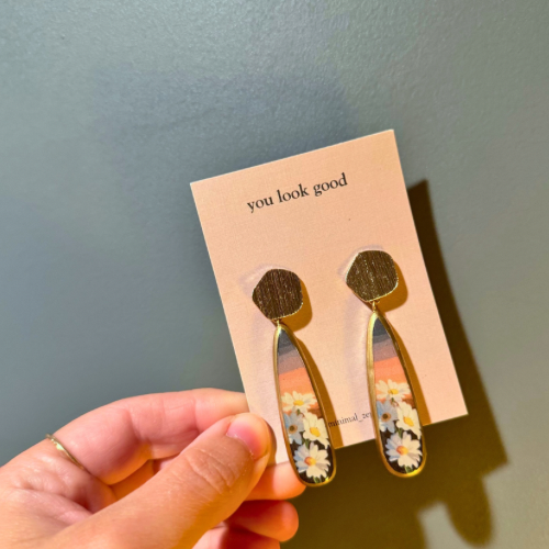 Sunset Daisy Earrings