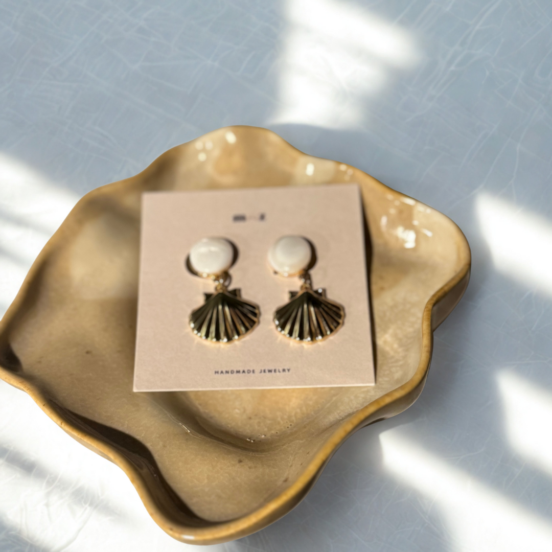 Shell Studs